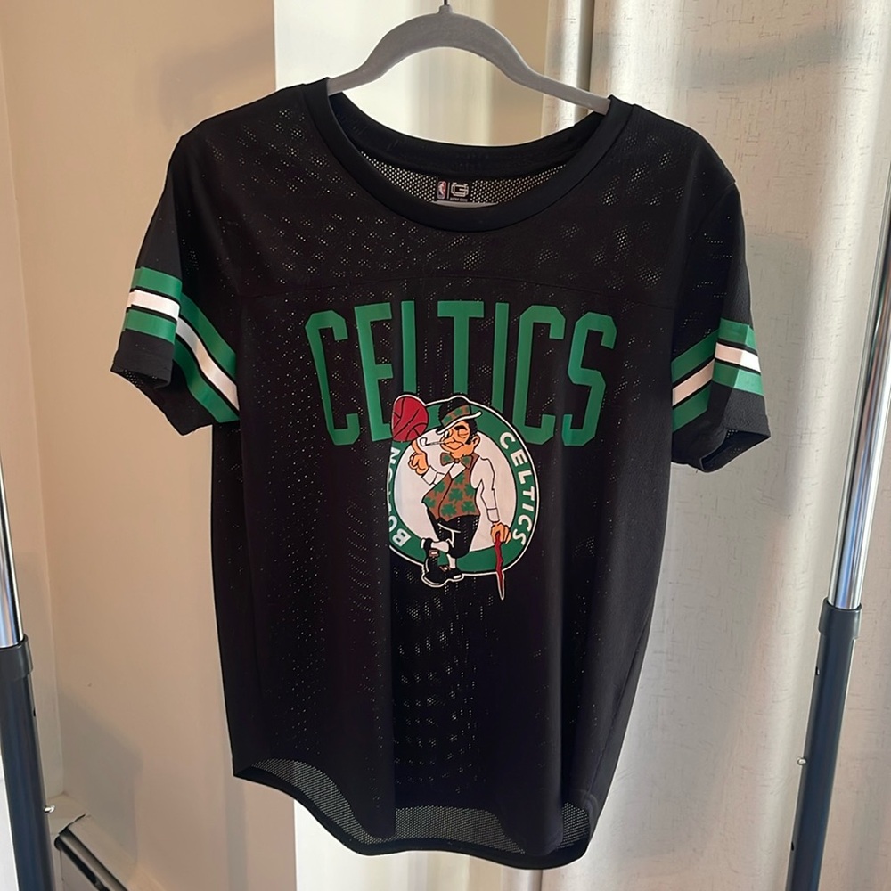 NBA Celtics Short Sleeve top